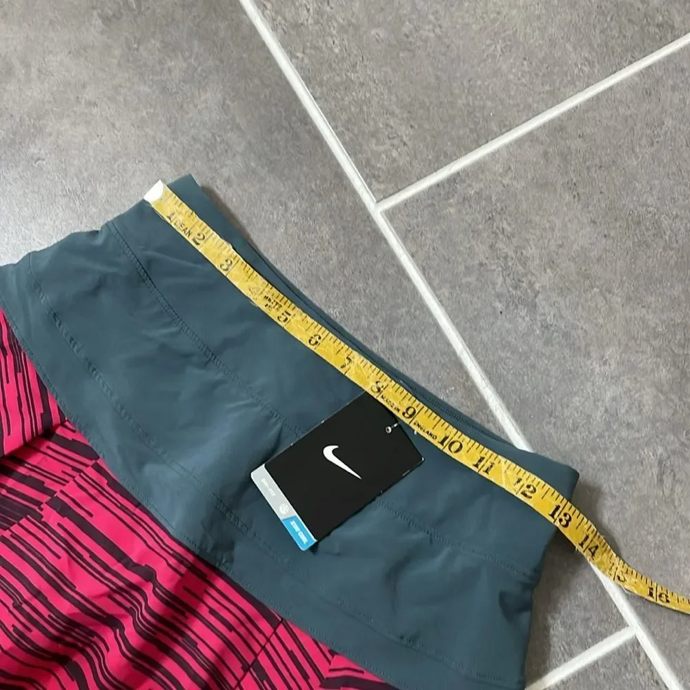 Nike krilo Victory Printed Pleated‎ Skirt size XS